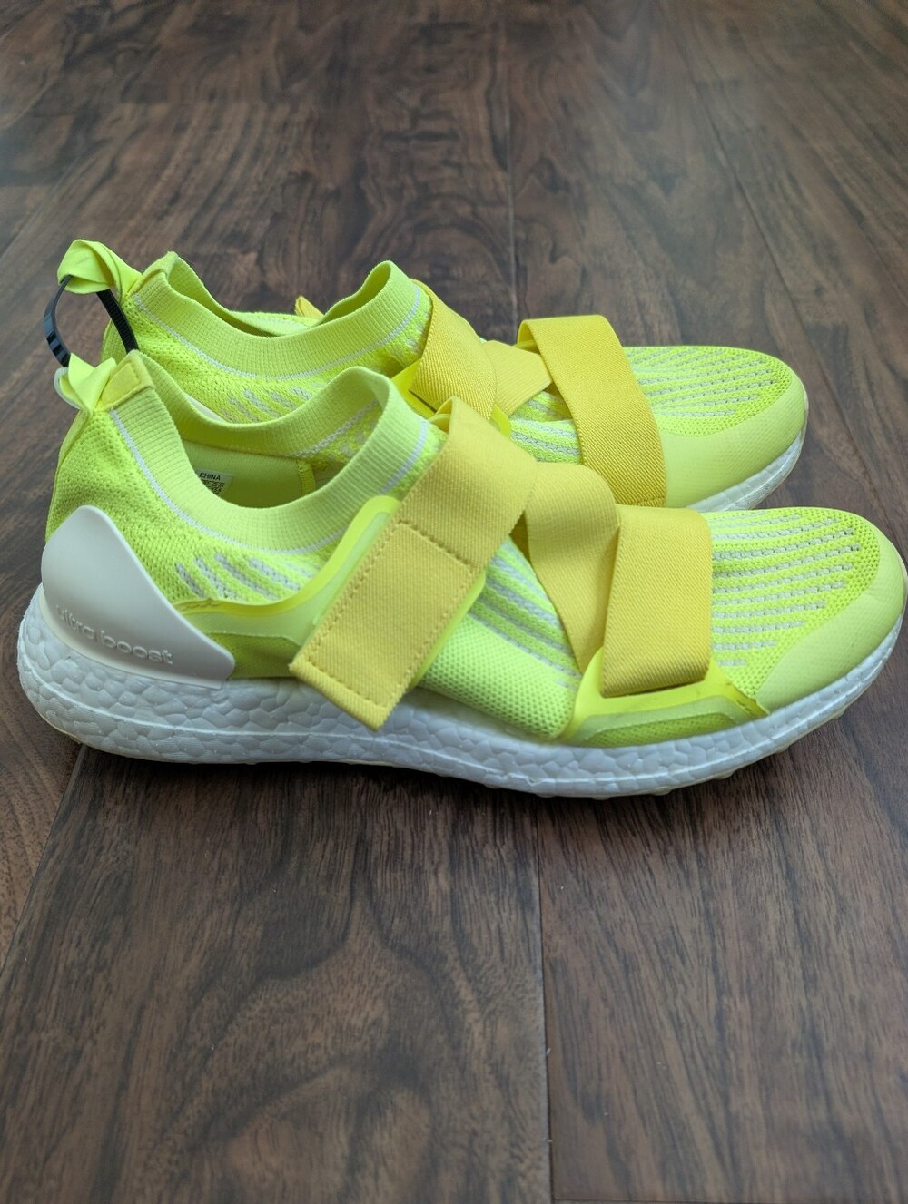 Adidas 9 Womens Ultra Boost Neon Yellow Stella McCartney Athletic Sneakers